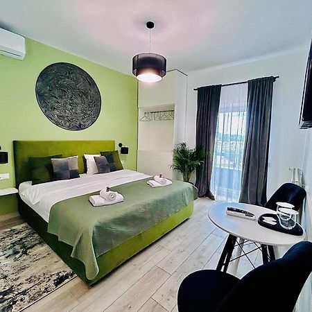 Hotel Amel Rooms Mediaş Extérieur photo